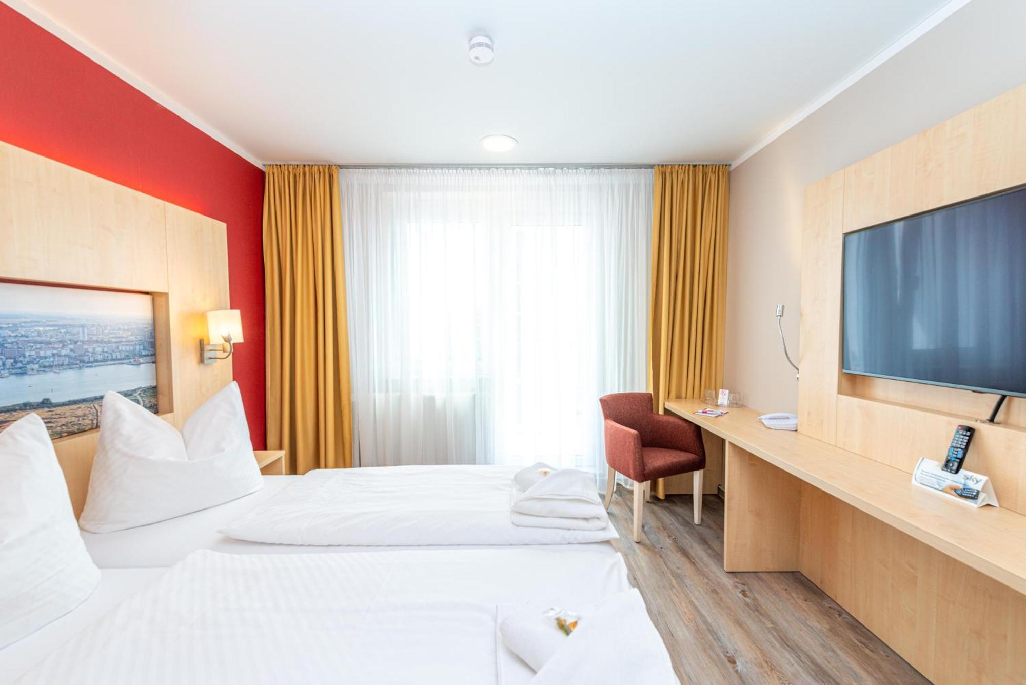 Das Hotel An Der Stadthalle - Rostock Hbf (Adults Only) ภายนอก รูปภาพ